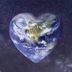 La Terre en forme de coeur, symbole de l'amour